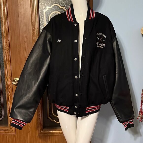 Rennoc Classic Coat - Picture 1 of 8